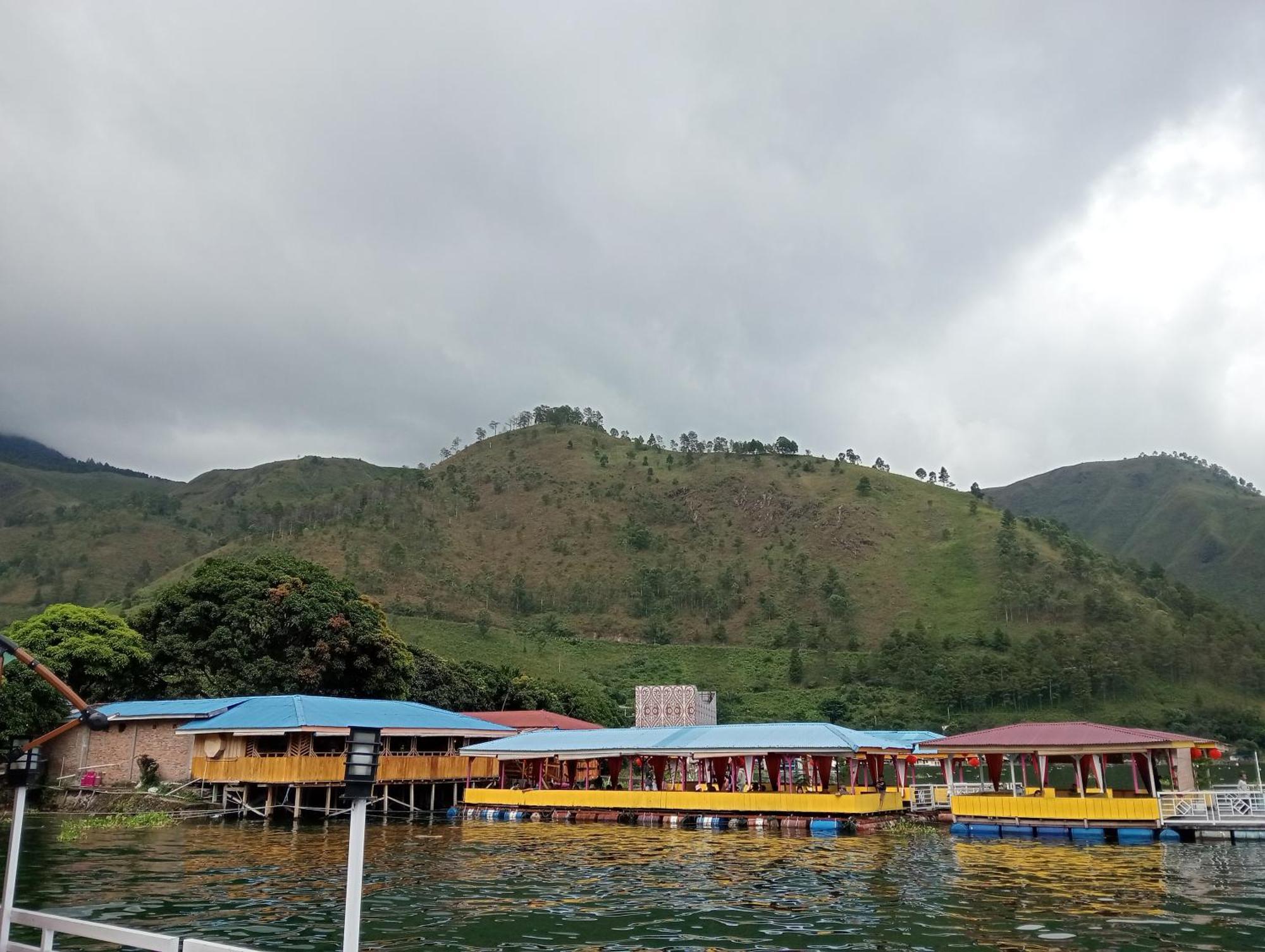 Vulkaan Homestay Берастаги Экстерьер фото