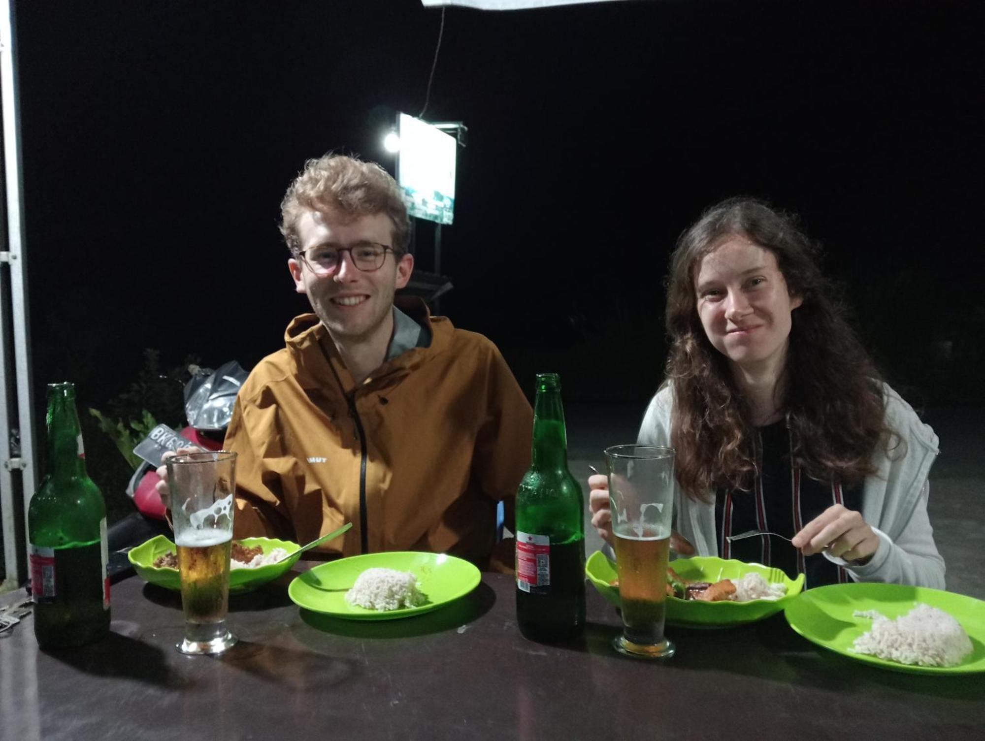 Vulkaan Homestay Берастаги Экстерьер фото